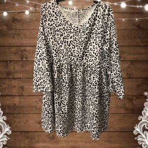 Animal Print Dress/Tunic 🖤🤍